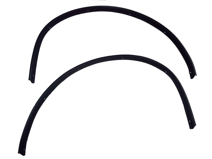 1984-87 Buick Grand National Black Wheel Well Moldings Rear Set