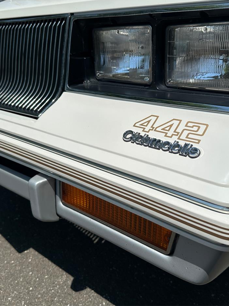 1985-86 OLDSMOBILE 442 Exterior Name Decals, Set of 4